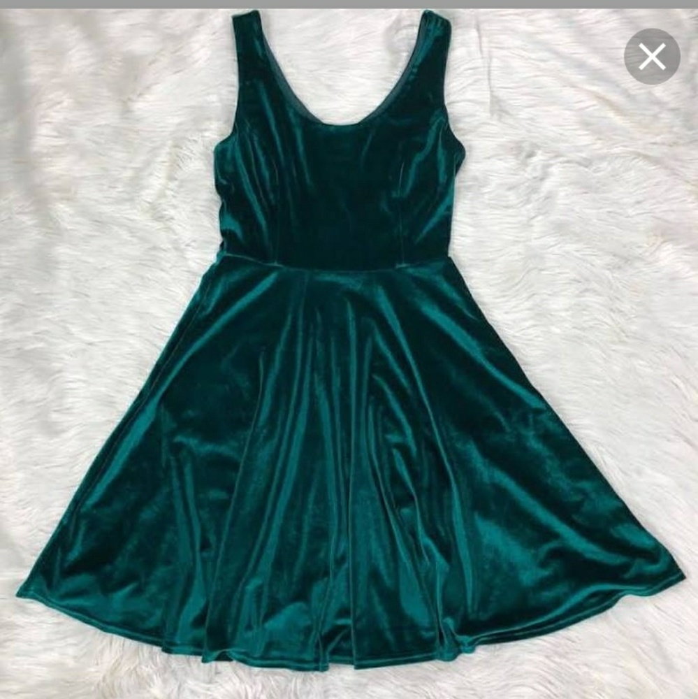 Victoria's Secret velvet green dress